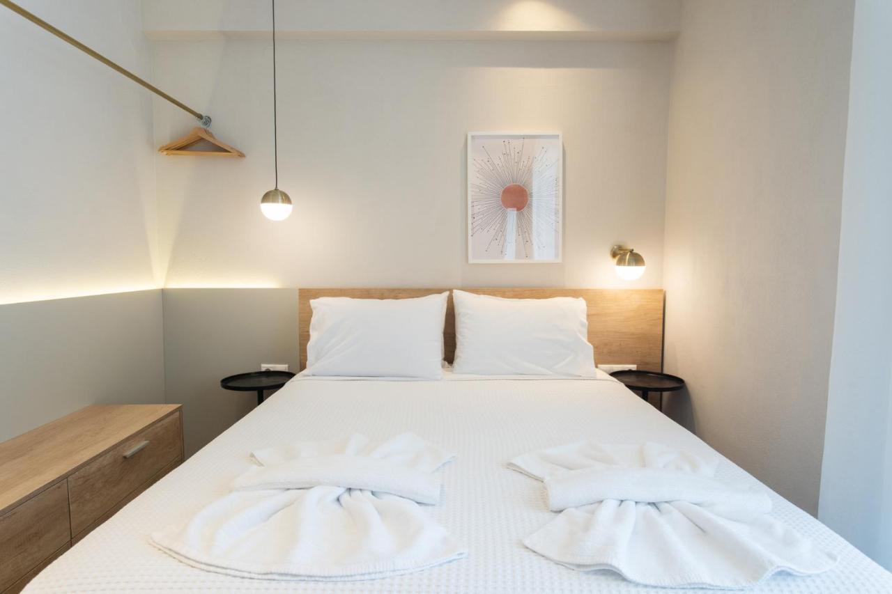 Marineiko Luxury Apartments Ієрісос Екстер'єр фото