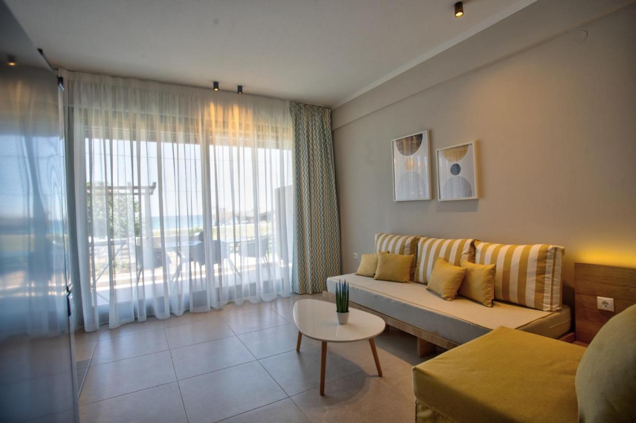 Marineiko Luxury Apartments Ієрісос Екстер'єр фото