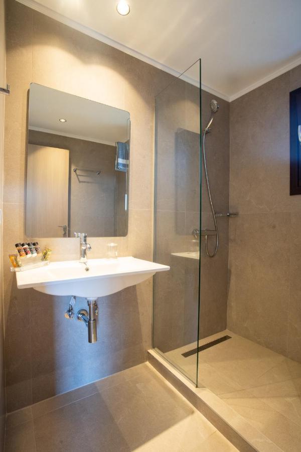 Marineiko Luxury Apartments Ієрісос Екстер'єр фото