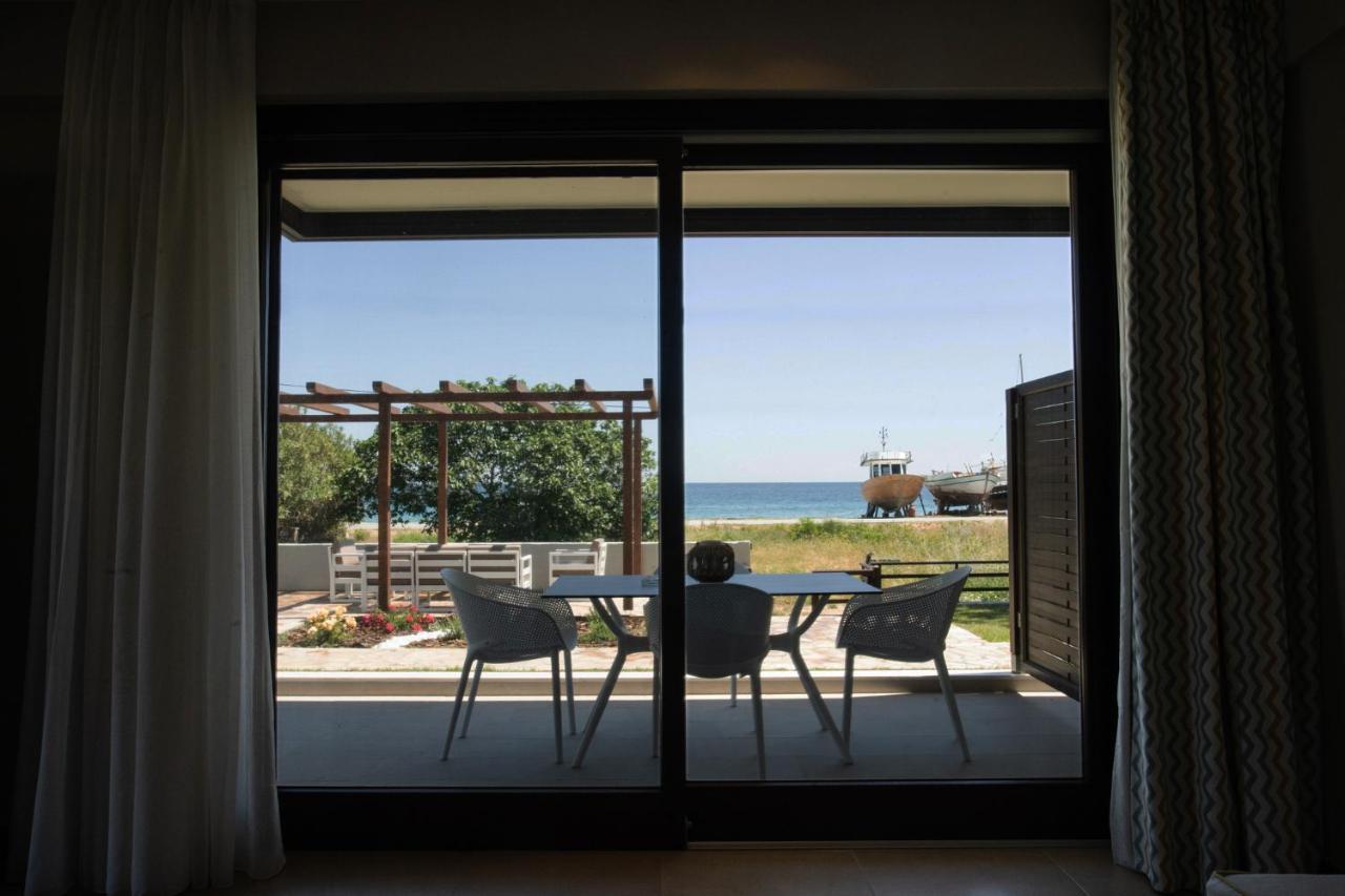 Marineiko Luxury Apartments Ієрісос Екстер'єр фото
